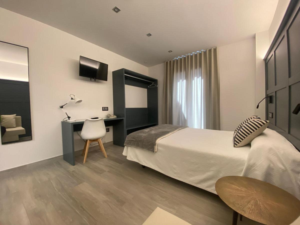 Hotel Lusitania, Centro Ciudad, Parking Privado ميريذا المظهر الخارجي الصورة