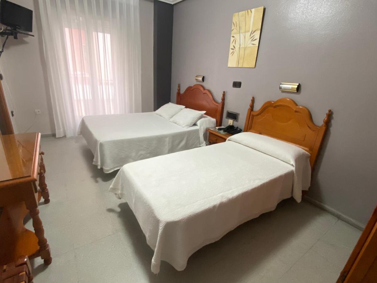Hotel Lusitania, Centro Ciudad, Parking Privado ميريذا المظهر الخارجي الصورة